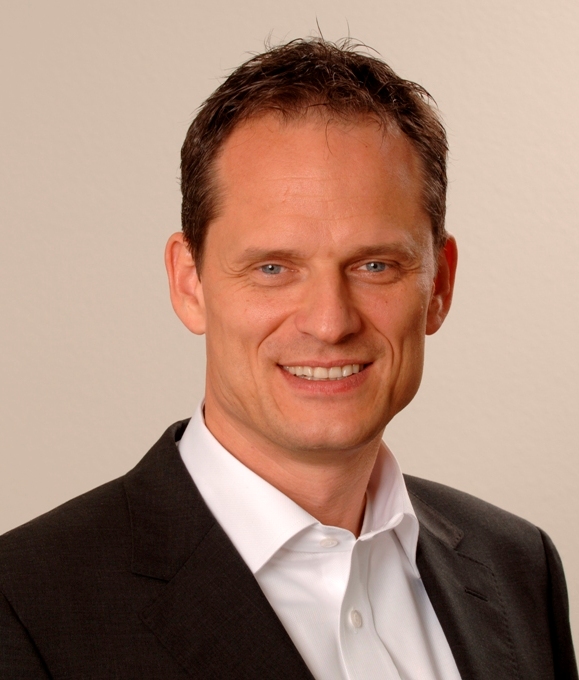 Uwe Bhlke Apr 2011